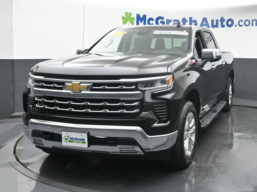 2025 Chevrolet Silverado 1500 LTZ photo 4
