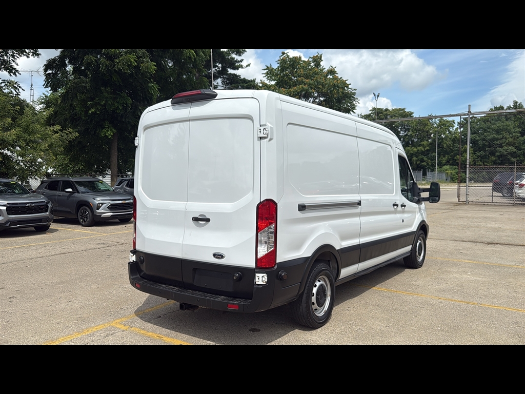 2019 Ford Transit Cargo Van photo 3