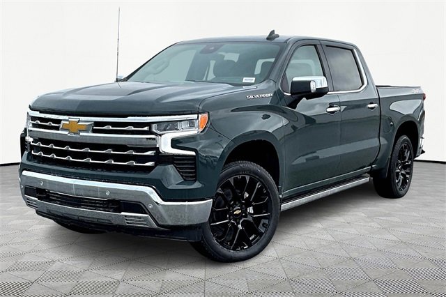 2025 Chevrolet Silverado 1500 LTZ photo 3