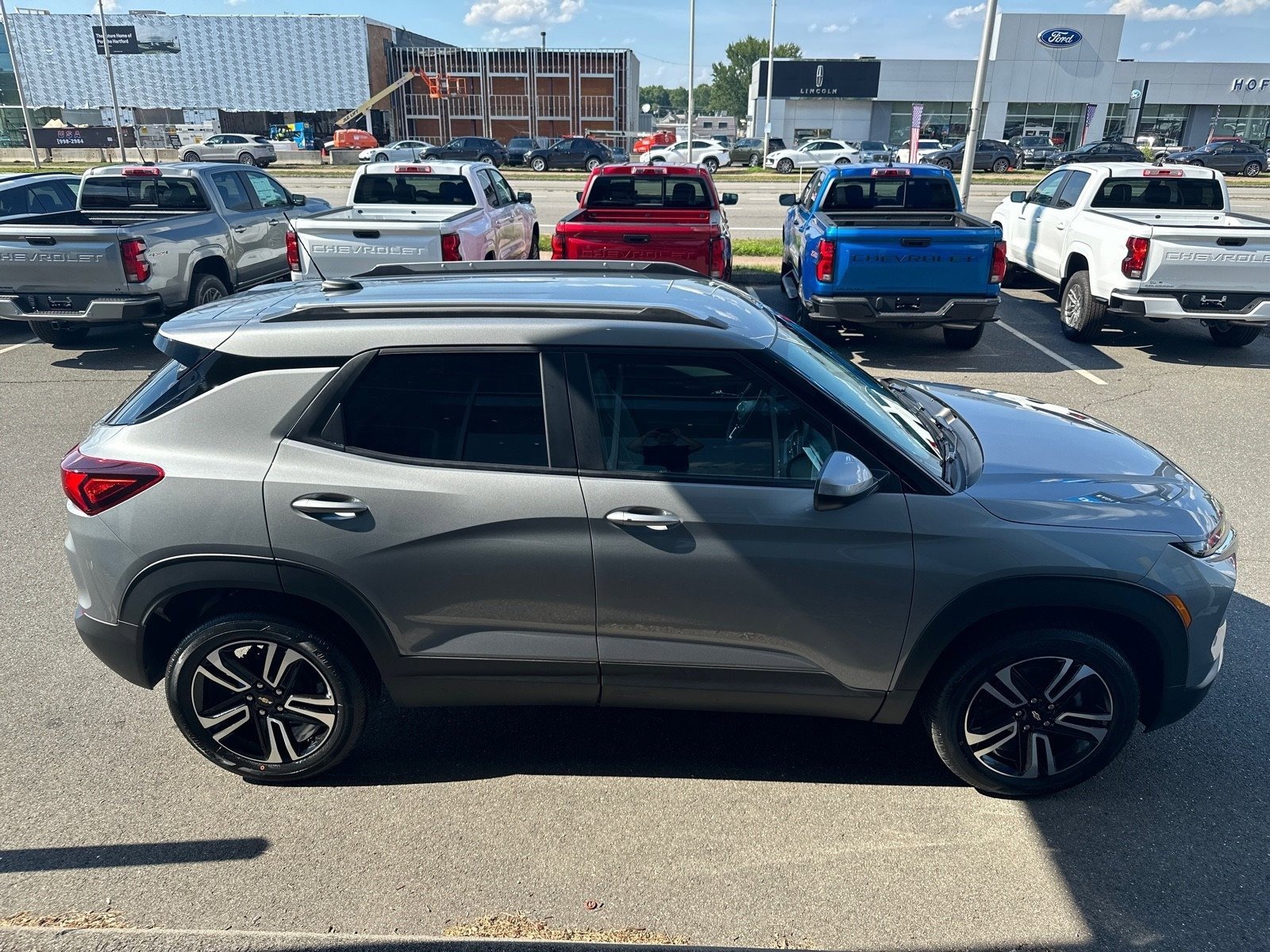 2026 Chevrolet Trailblazer LT photo 4