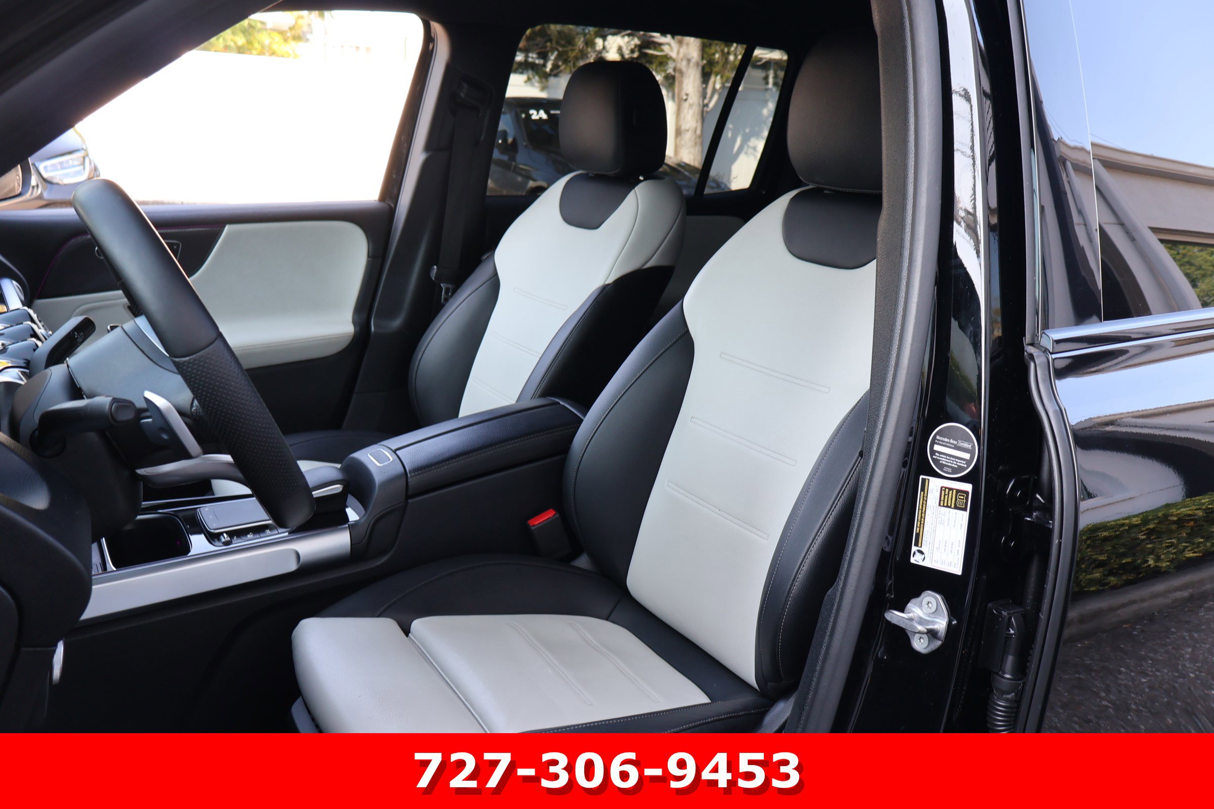 2023 Mercedes Benz GLB 250 photo 2