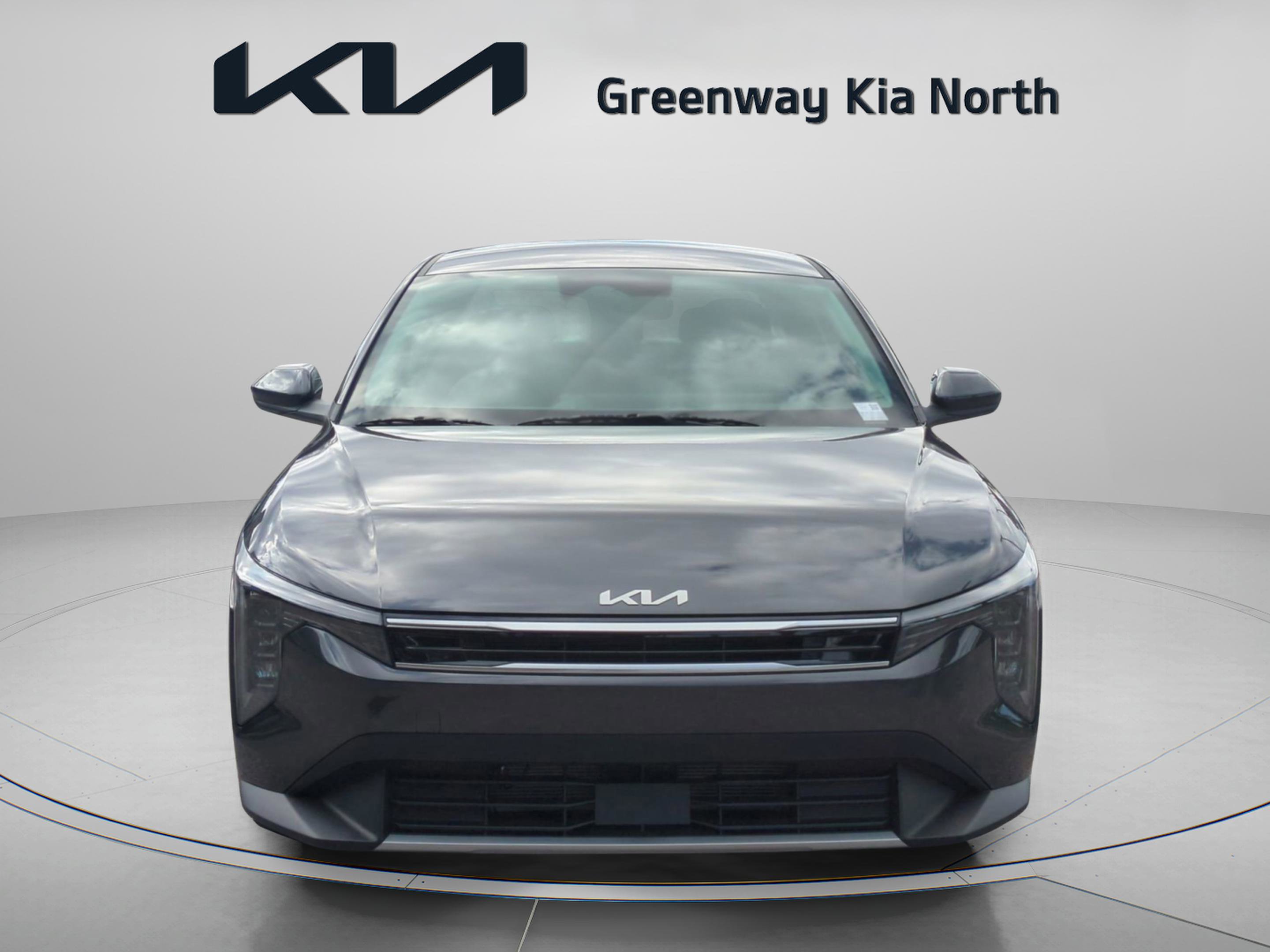 2025 Kia K4 EX photo 2