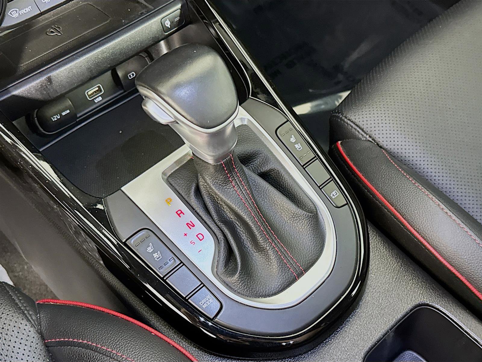 2022 Kia Forte GT photo 19