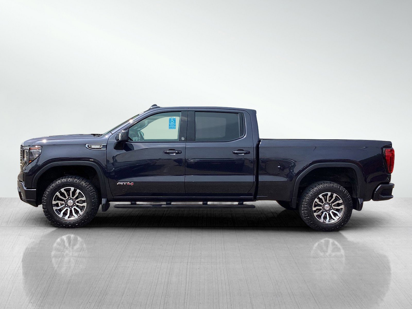 Used 2023 GMC Sierra 1500 AT4 with VIN 1GTUUEE86PZ207242 for sale in Brainerd, Minnesota