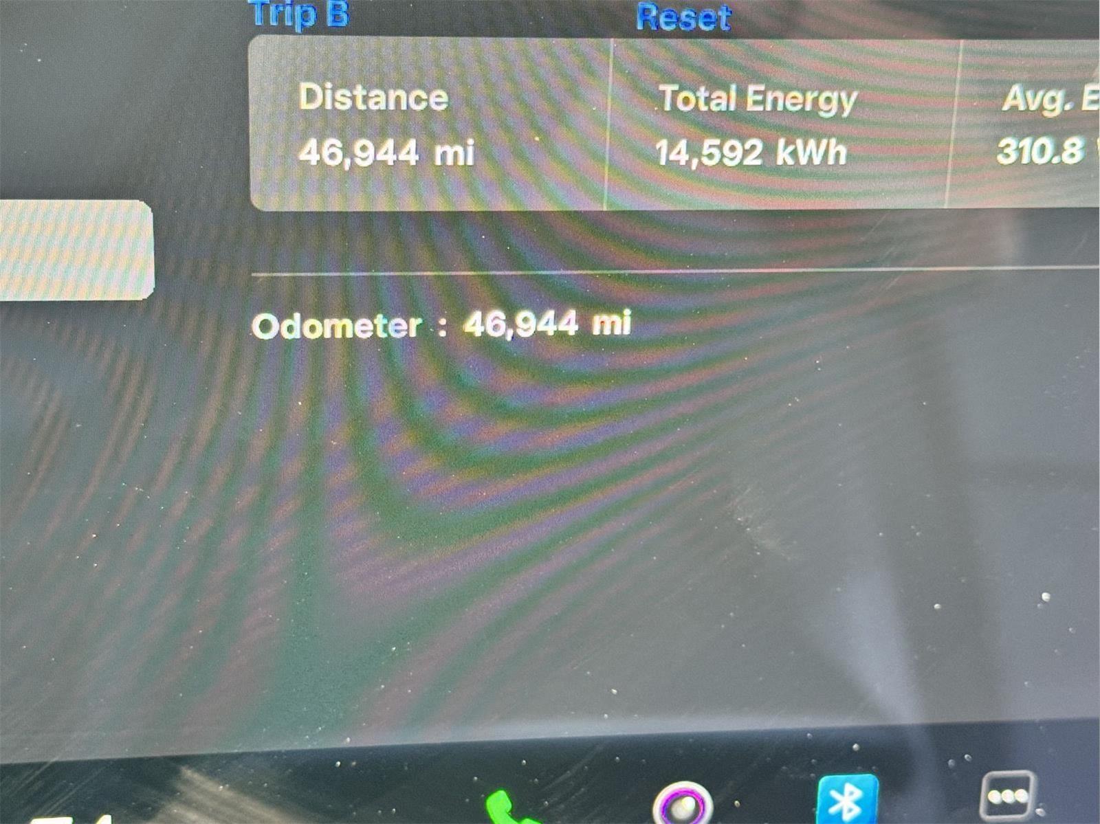 2022 Tesla Model S Plaid photo 36