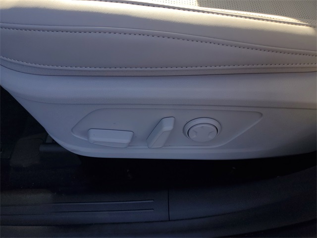 2025 Kia Sorento Hybrid EX photo 10