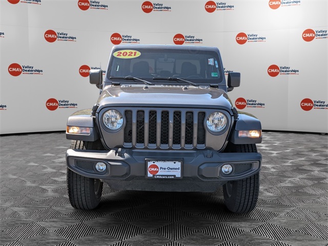 2021 Jeep Gladiator Sport photo 2