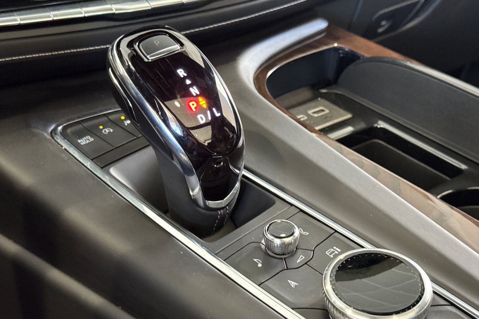 2024 Cadillac Escalade ESV Sport Platinum photo 23