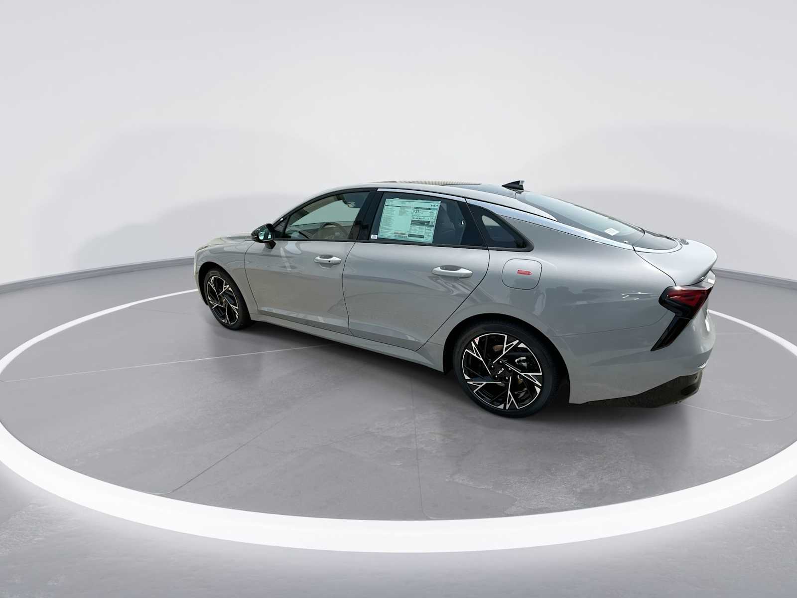 2025 Kia K5 GT-Line photo 6