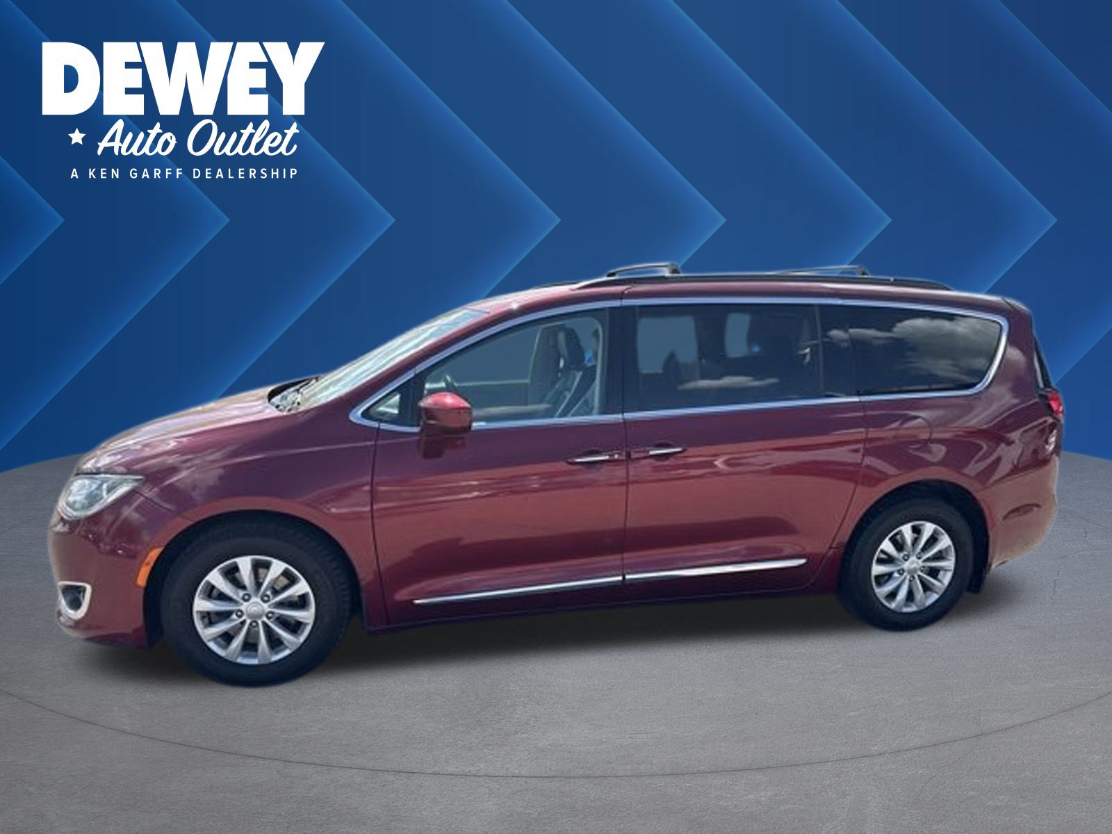 2017 Chrysler Pacifica Touring-L