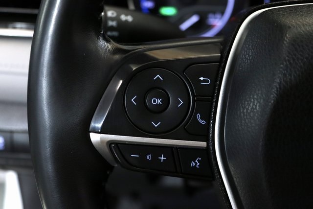 2023 Toyota Camry Hybrid LE photo 2