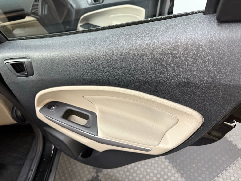 2020 Ford EcoSport S photo 28