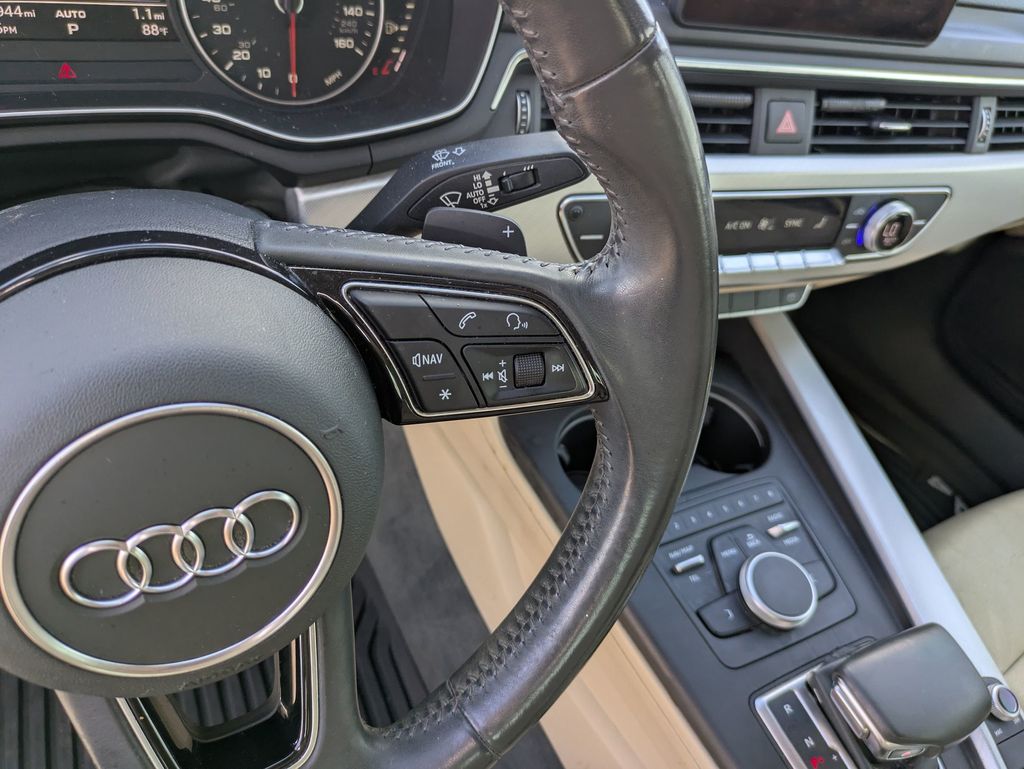 2017 Audi A4 2.0T Premium photo 16