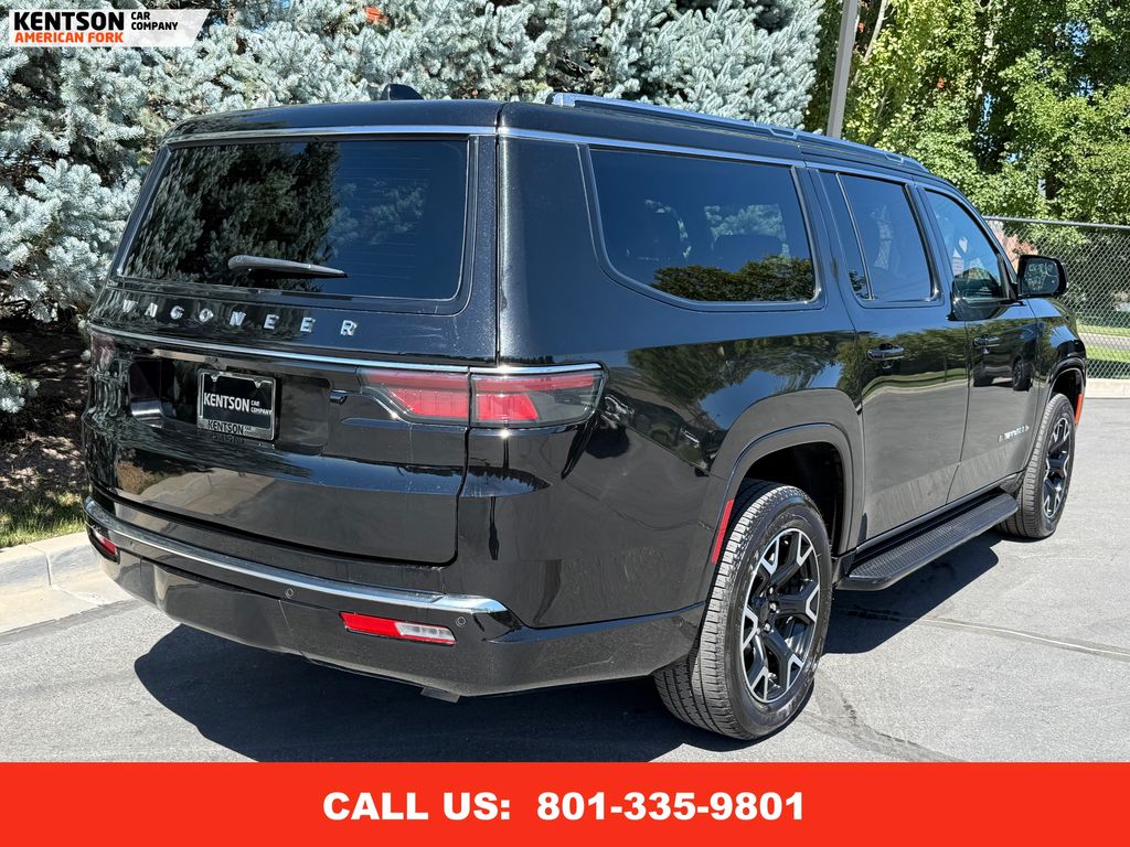2025 Jeep Wagoneer L Series III photo 5
