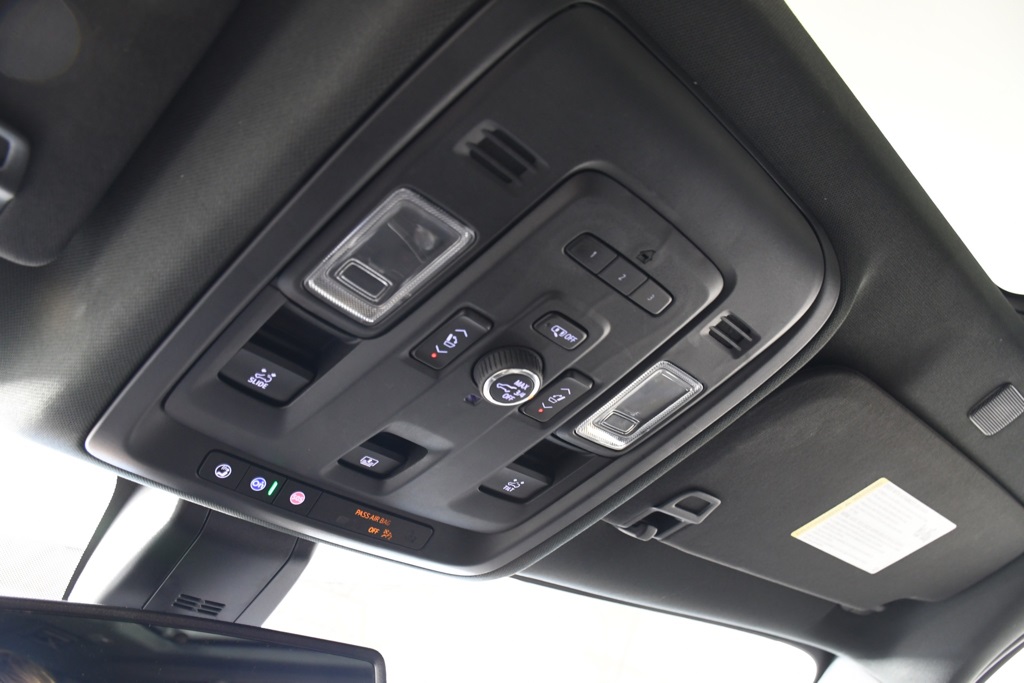 2021 Gmc Yukon SLT photo 33