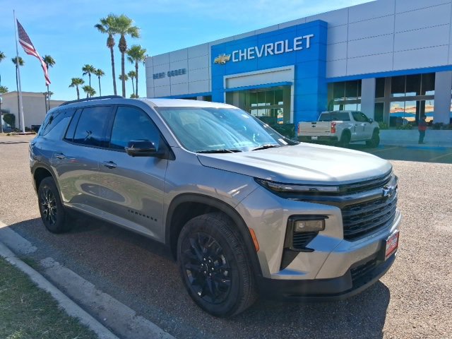 2026 Chevrolet Traverse LT's photo