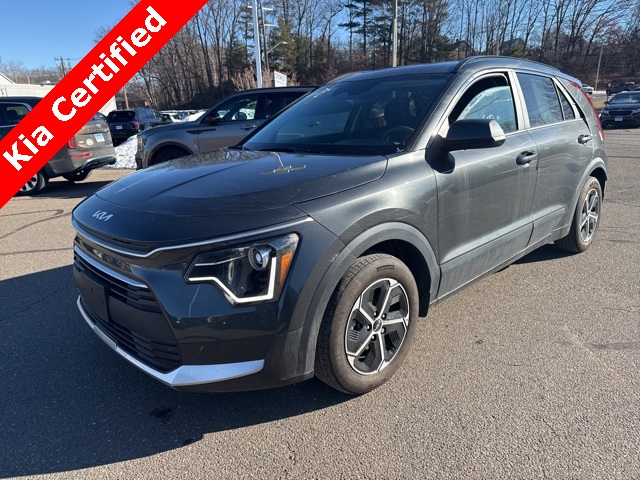 2024 Kia Niro LX's photo