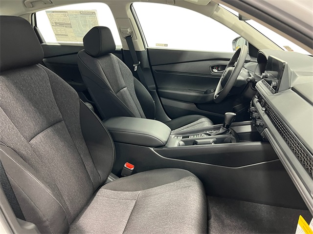 2025 Honda Accord LX photo 26