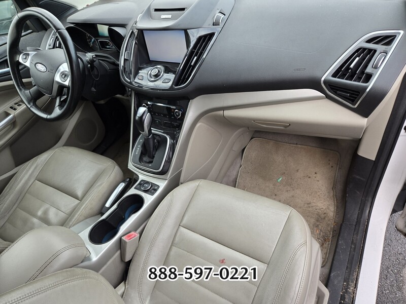 2013 Ford Escape SEL photo 2