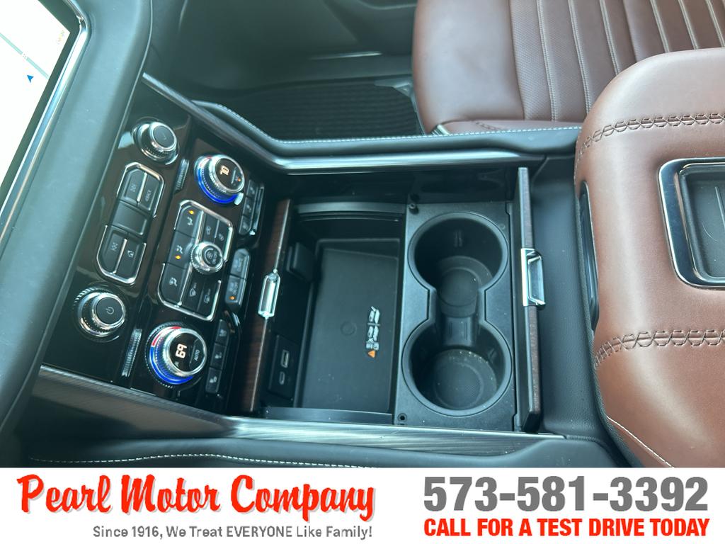 2023 Gmc Yukon Denali Ultimate photo 18
