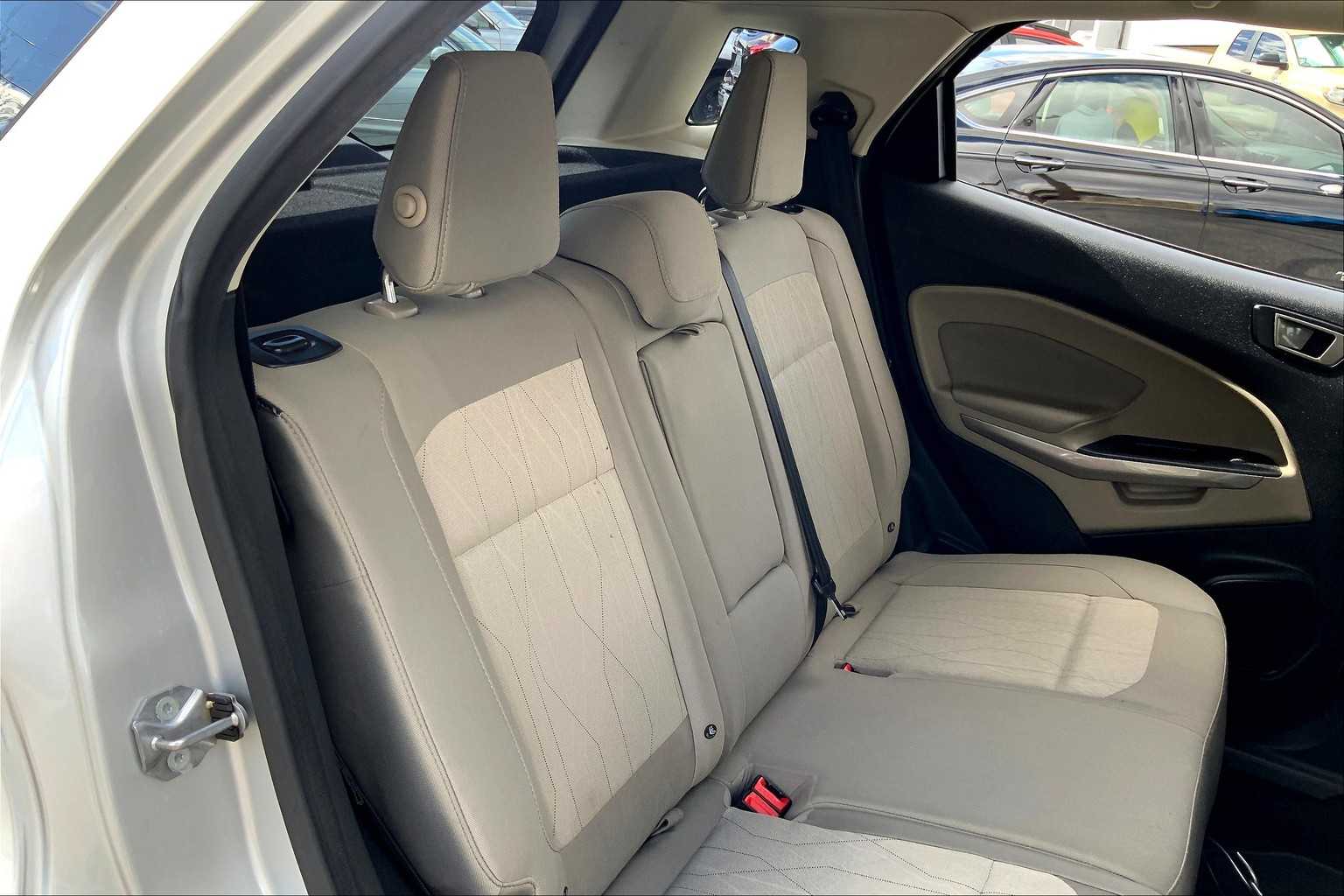 2020 Ford EcoSport SE photo 18