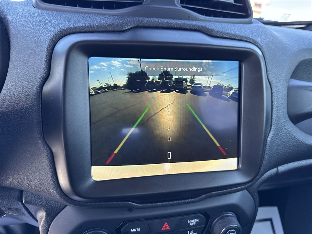 2023 Jeep Renegade Trailhawk photo 16