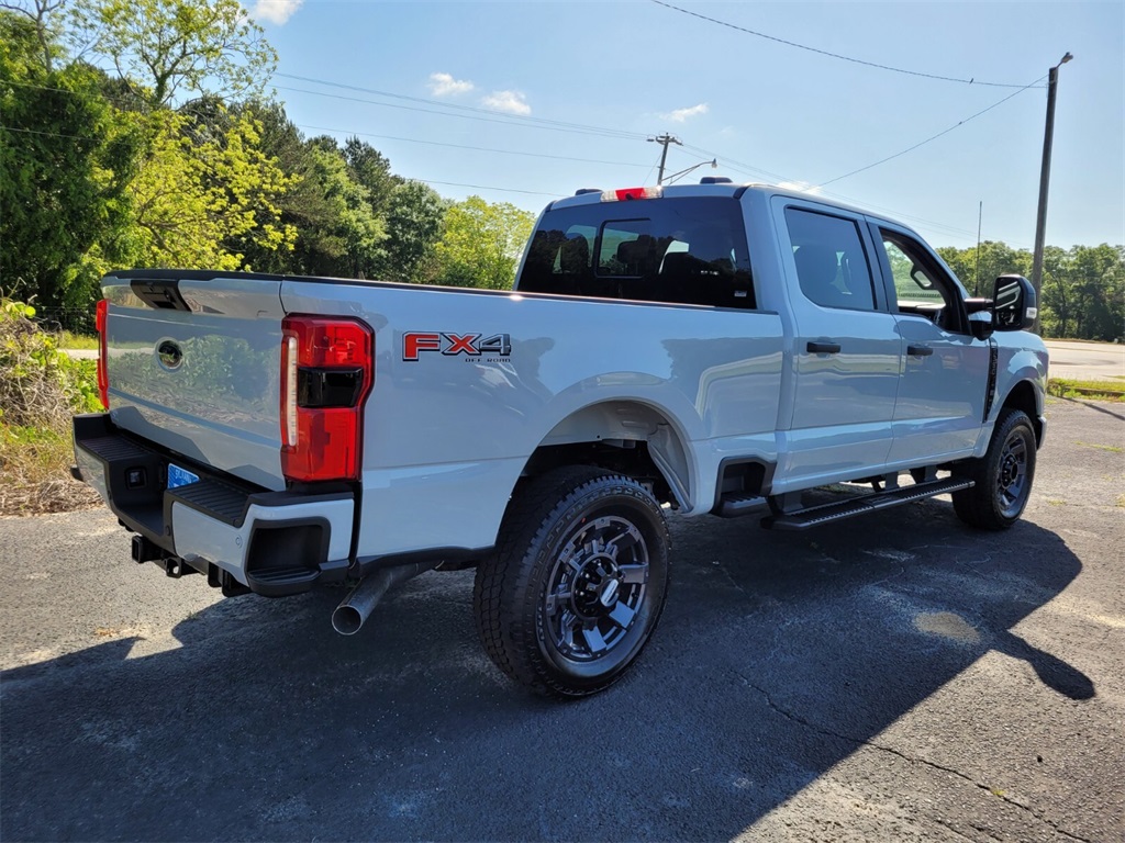 2025 Ford F-350 XL photo 10