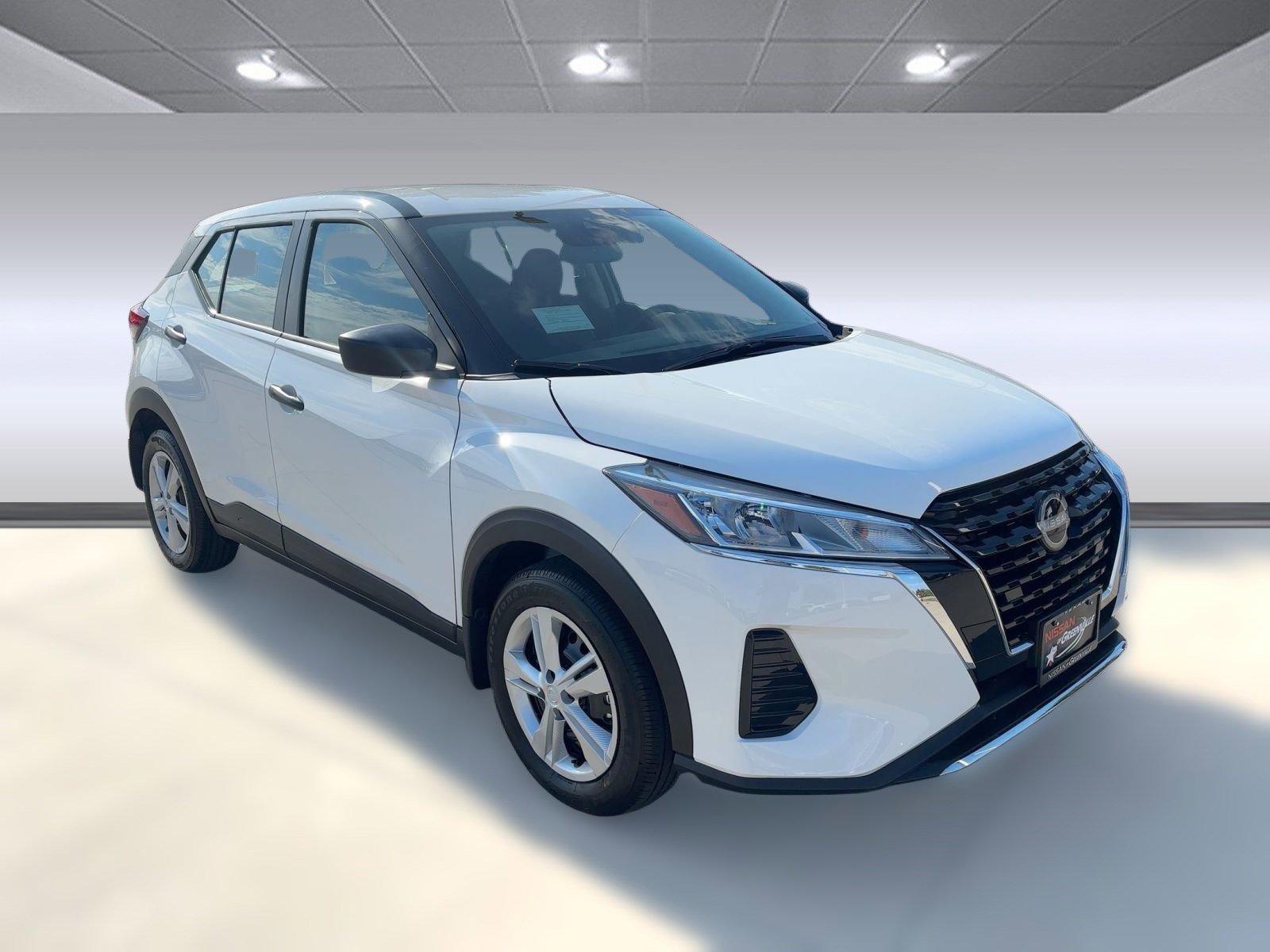 2025 Nissan Kicks Play S photo 7