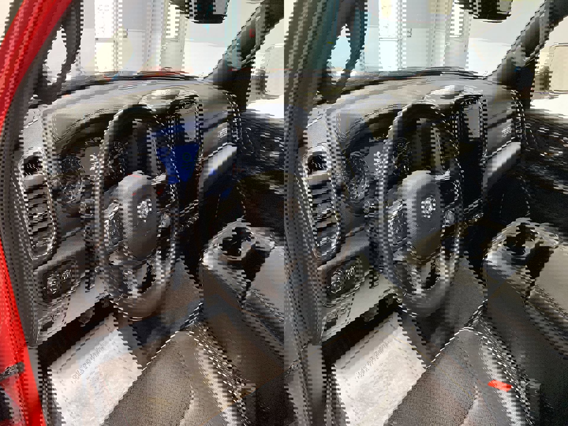 2023 Ram 1500 Laramie photo 9