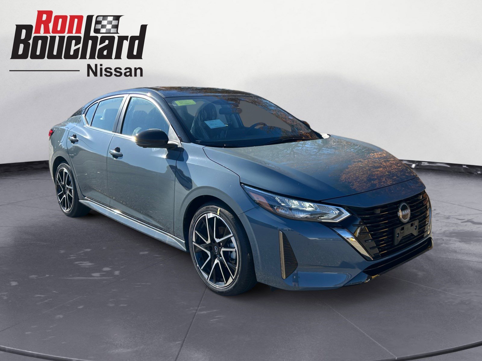 2025 Nissan Sentra SR's photo