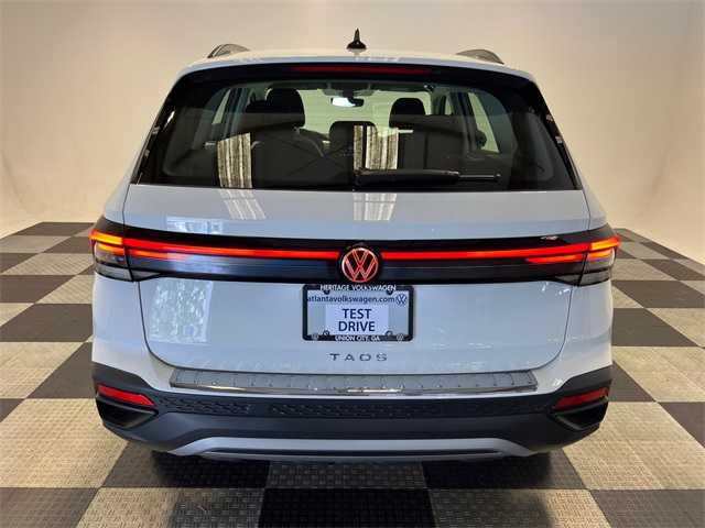 2025 Volkswagen Taos S photo 4