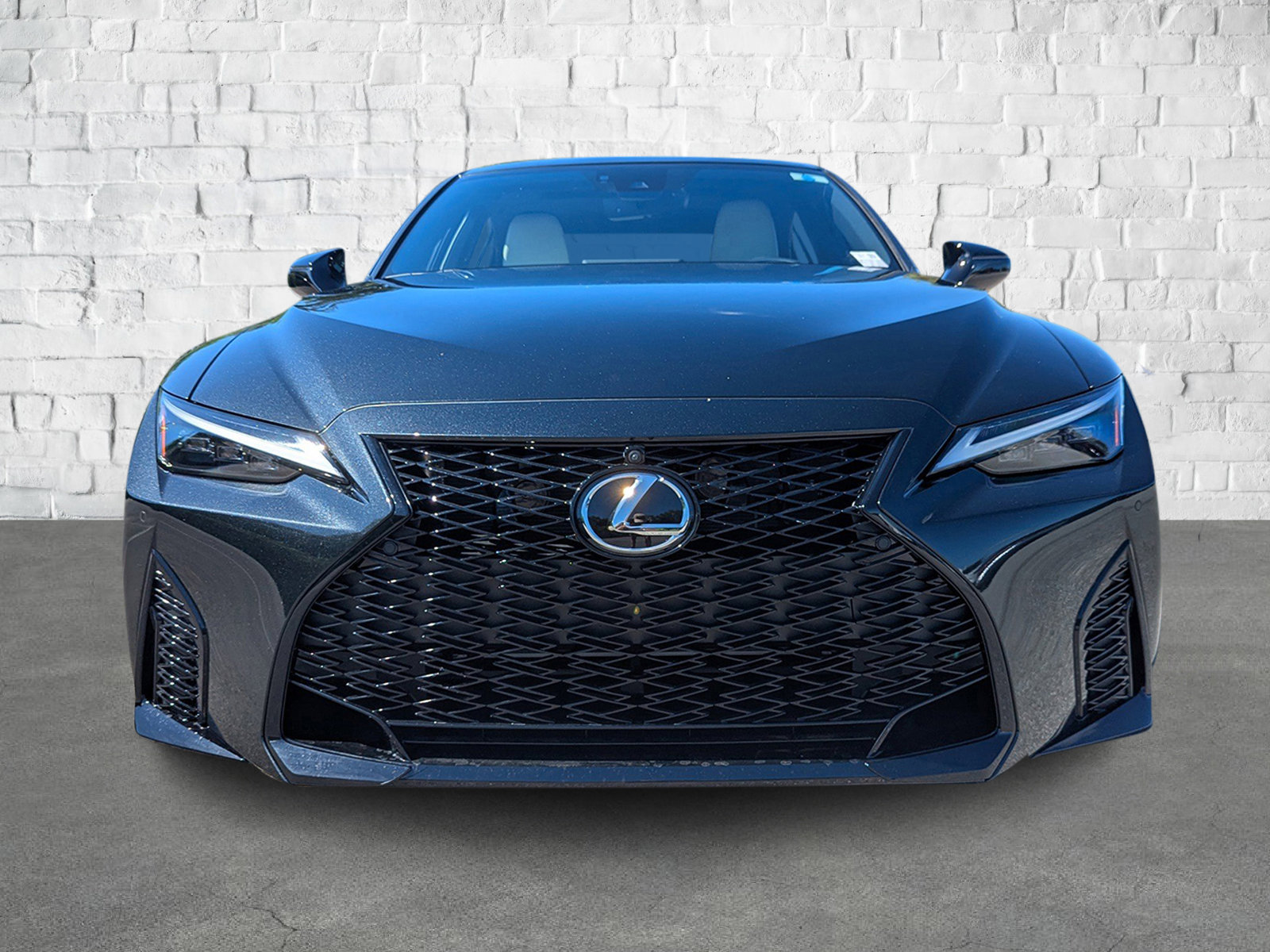 2025 Lexus IS 350 F SPORT photo 2