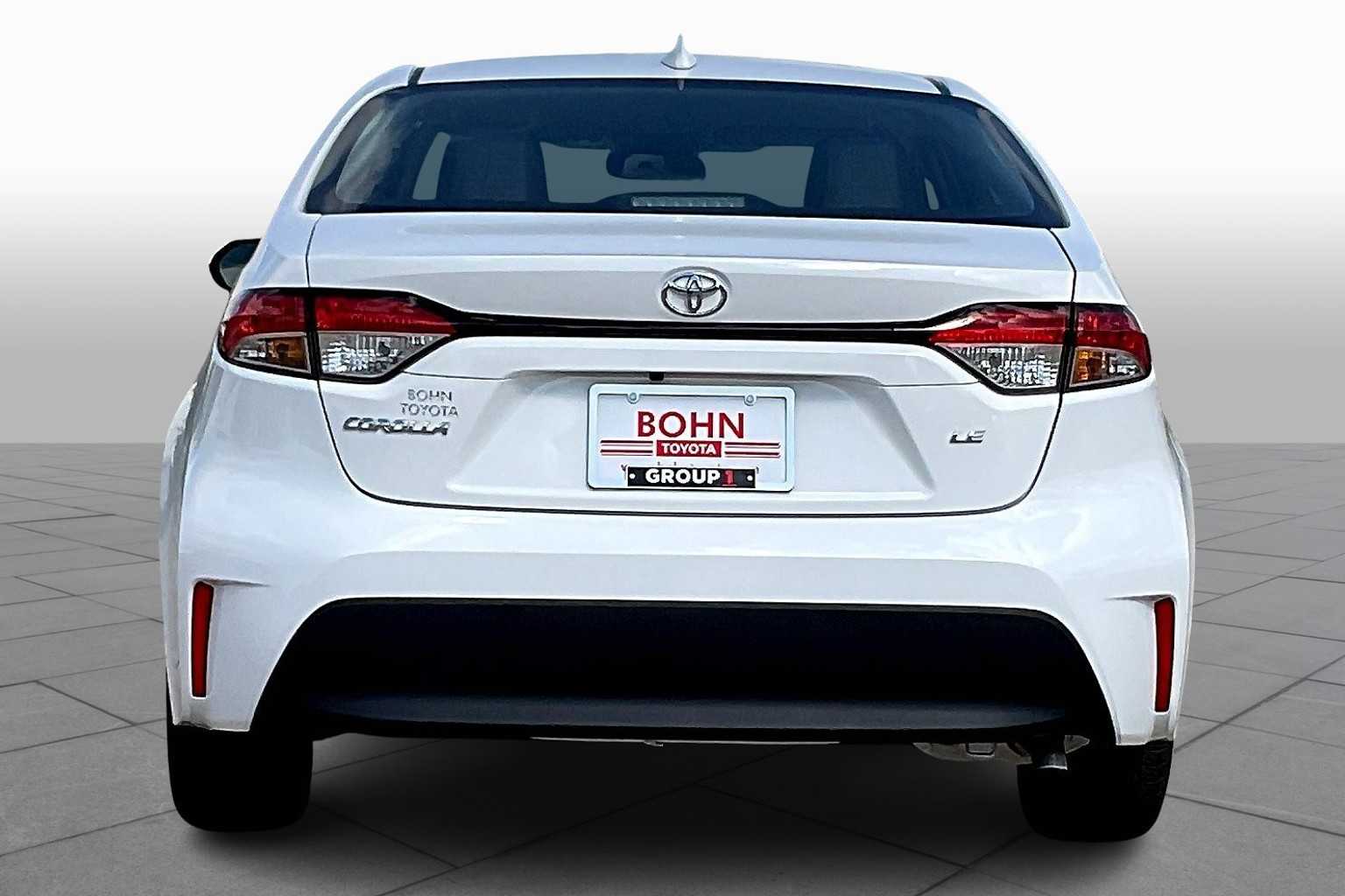 2026 Toyota Corolla LE photo 4