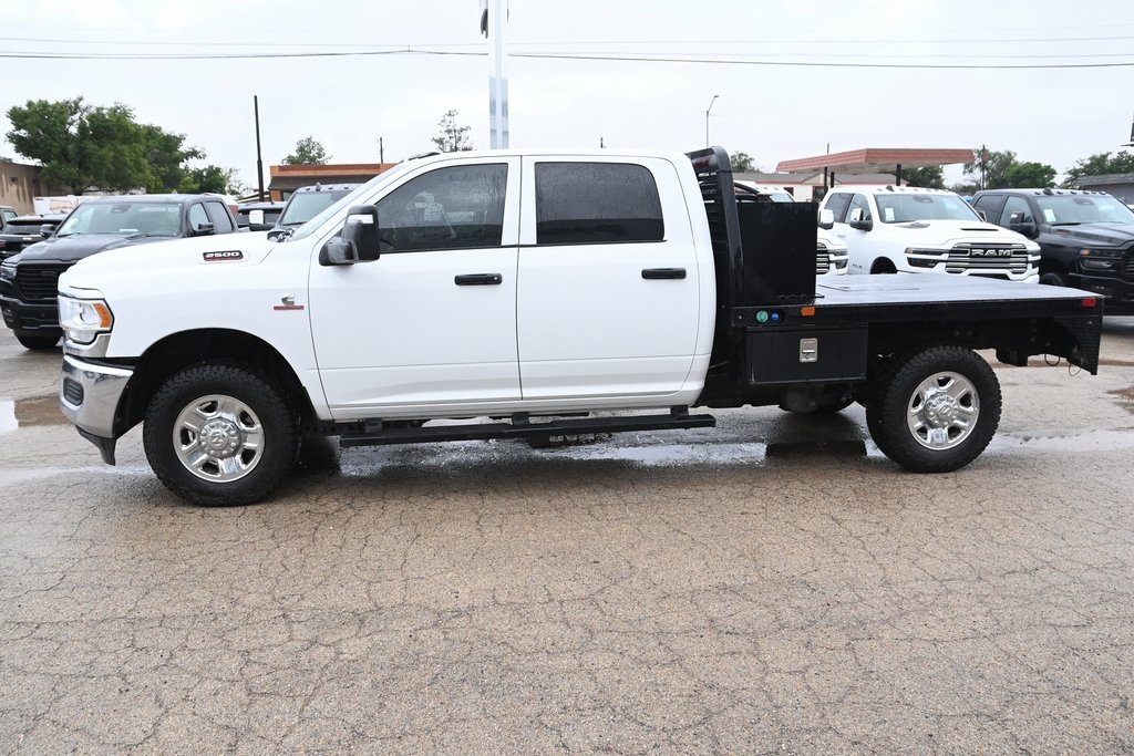 2024 Ram 2500 Tradesman photo 3