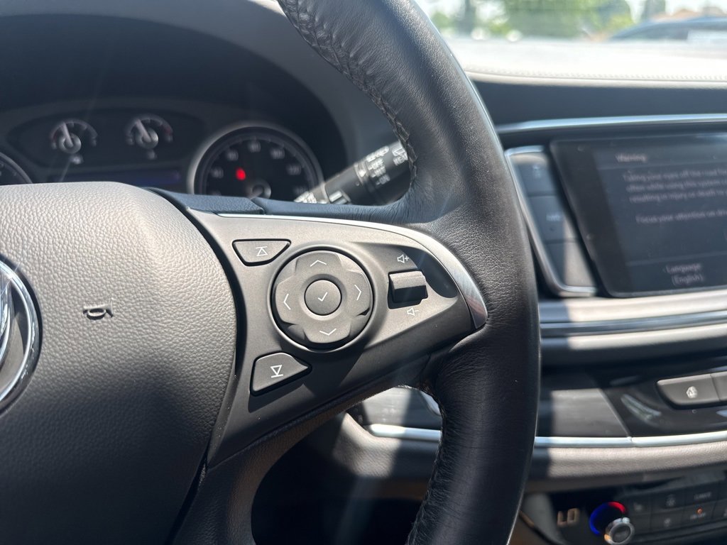2021 Buick Enclave Essence photo 32