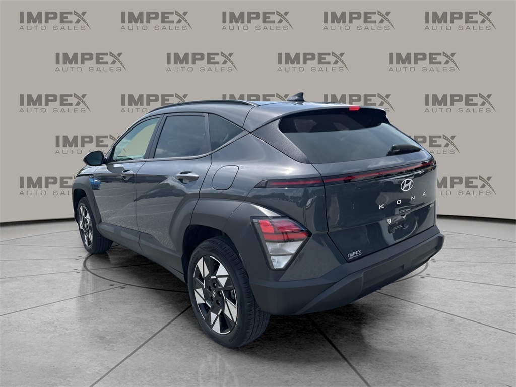 2024 Hyundai Kona SEL photo 3