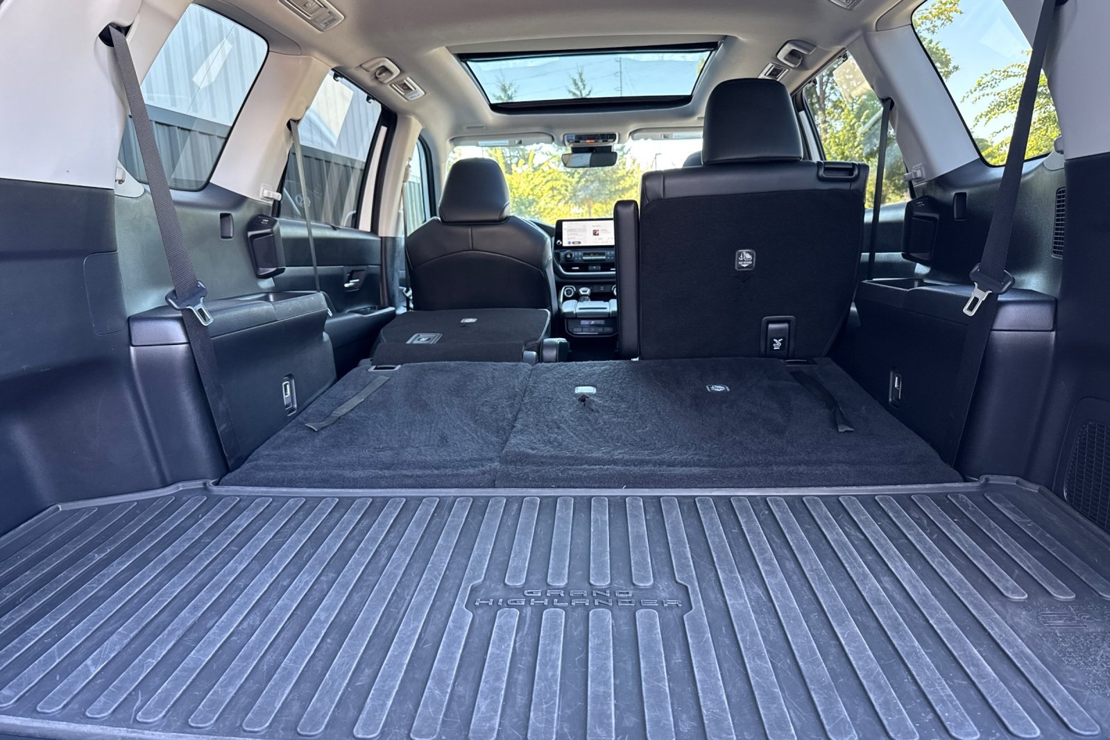 2024 Toyota Grand Highlander XLE photo 17