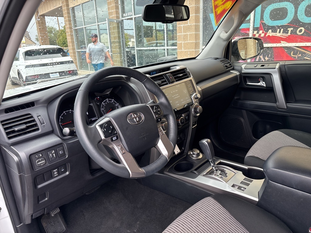 2024 Toyota 4Runner SR5 photo 11