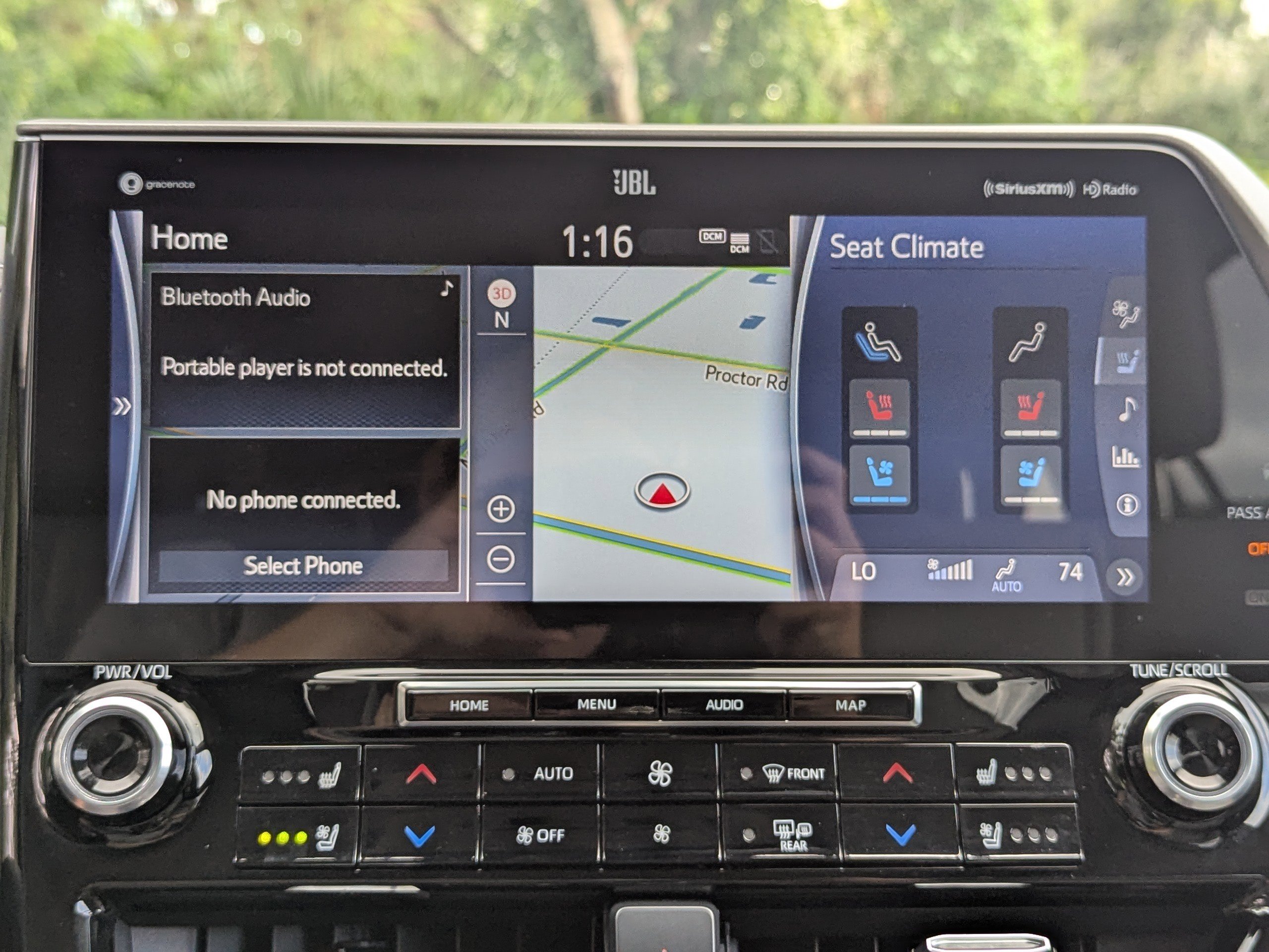 2020 Toyota Highlander Limited photo 22