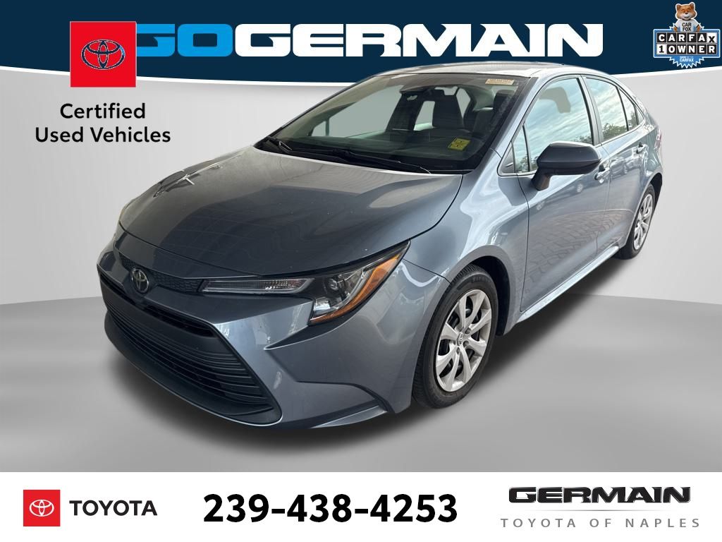 2023 Toyota Corolla LE's photo