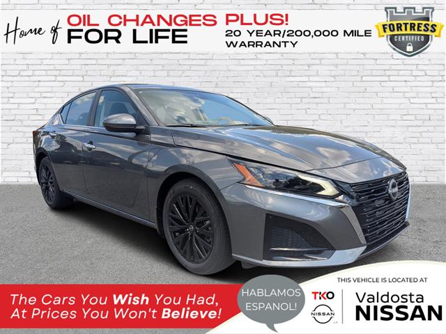 2025 Nissan Altima SV's photo