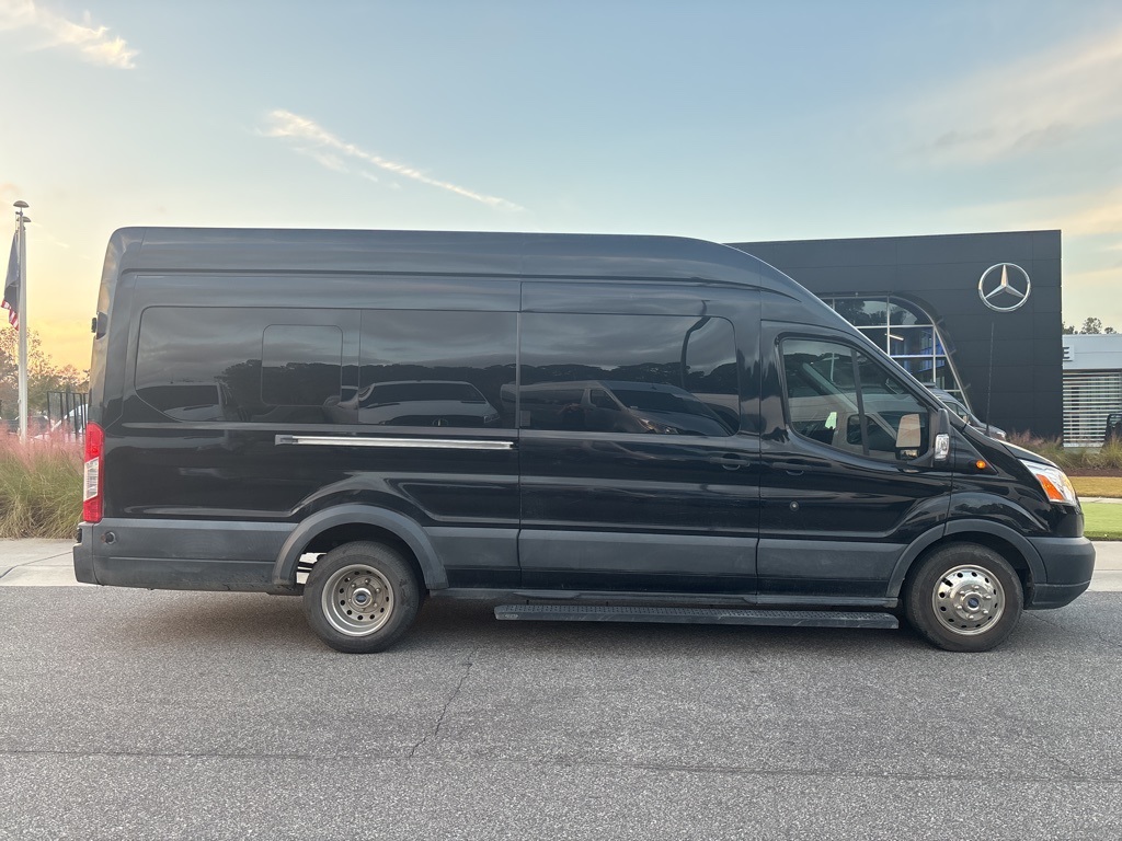 2016 Ford Transit XLT photo 2