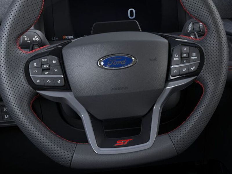 2025 Ford Explorer ST photo 9