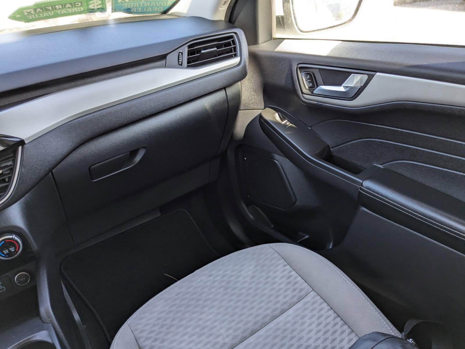 2021 Ford Escape SE photo 17