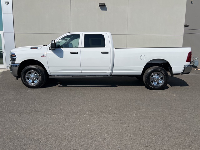 2025 Ram 2500 Tradesman photo 4