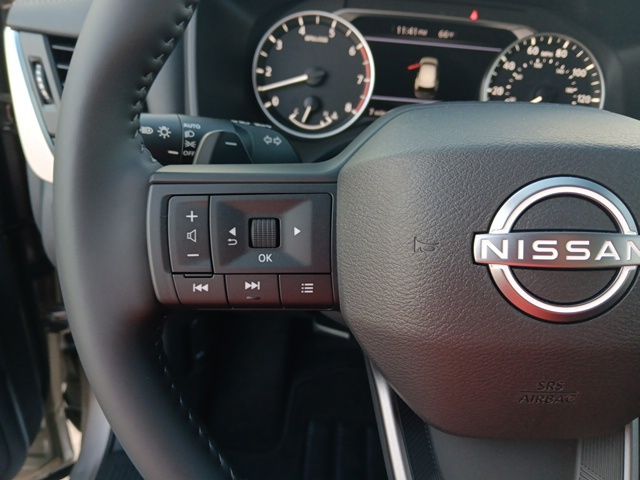 2026 Nissan Rogue SV photo 9