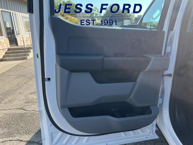 2026 Ford F-350 XL photo 9