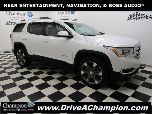 2017 GMC Acadia SLT-2's photo