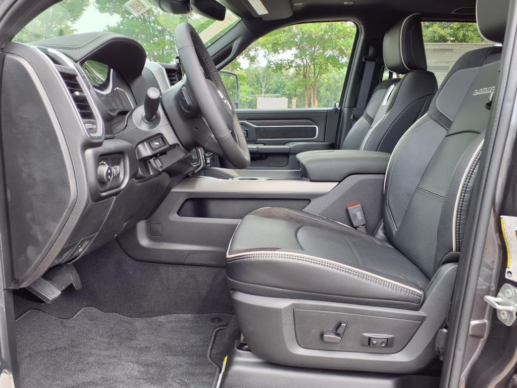 2025 Ram 2500 Laramie photo 2
