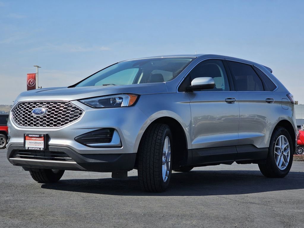 2024 Ford Edge SEL photo 7